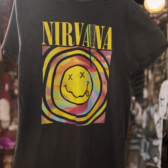 Nirvana Women’s Band T-Shirt 🎸 - Picture 3 of 4
